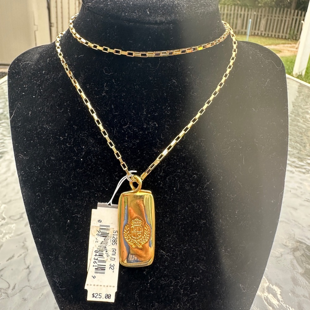 Vintage Liz Claiborne Necklace 14k gold plated